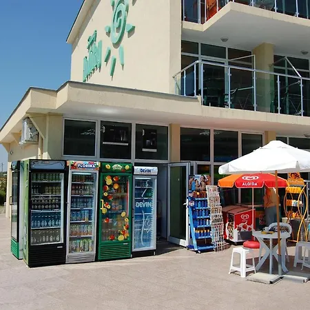 公寓式酒店 朱莉娅家庭公寓式酒店 3*